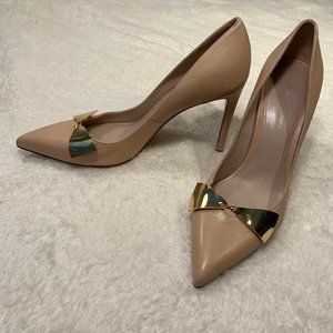 Stuart Weitzman Blush Stanton 90 Gold Bow Pumps